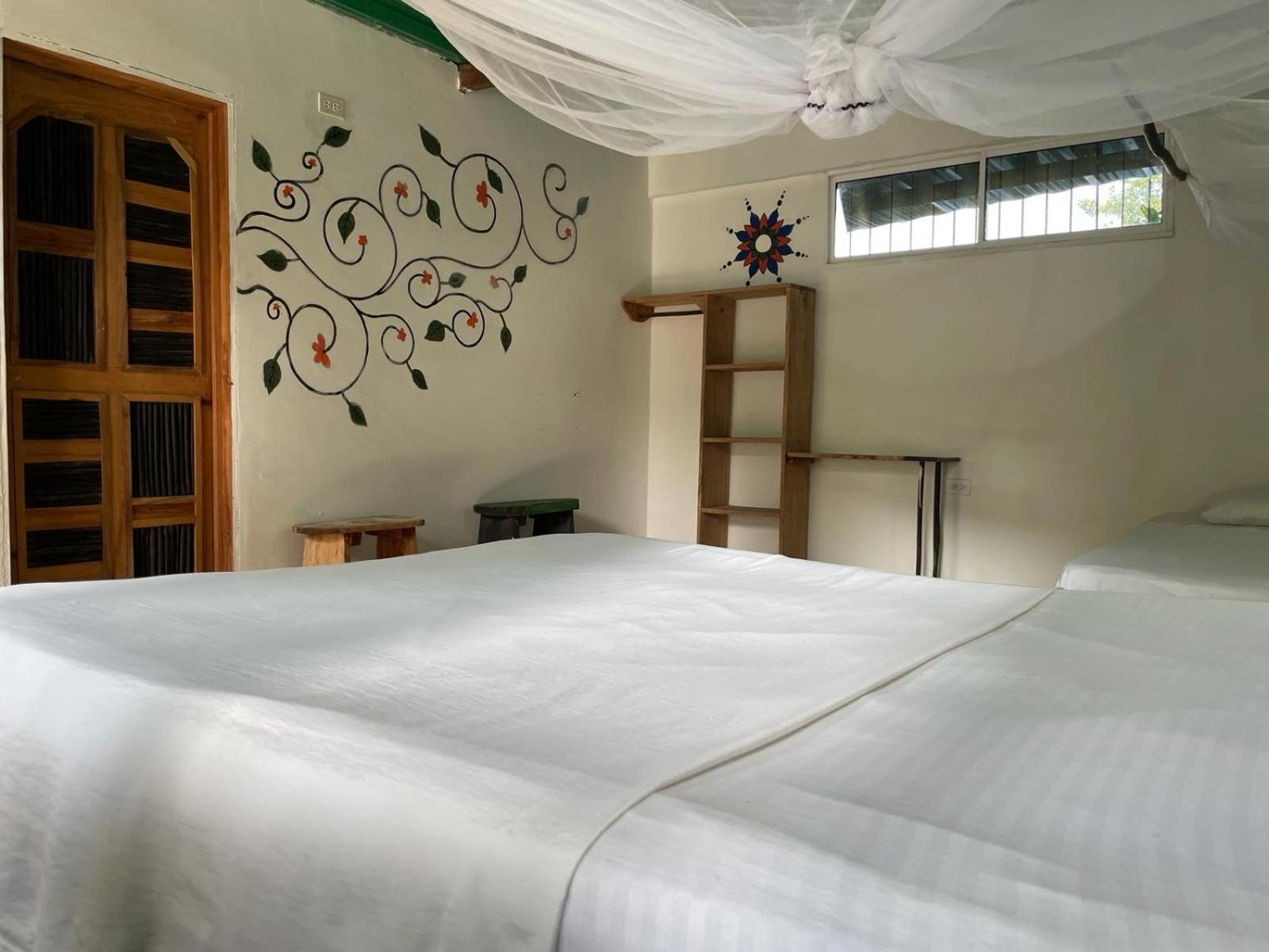 Hostal Luz De Luna Palomino Ngoại thất bức ảnh