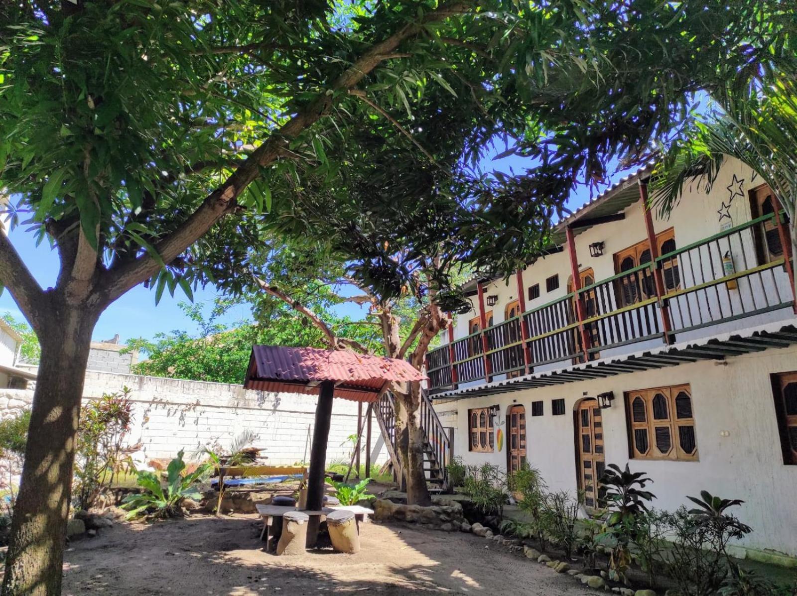 Hostal Luz De Luna Palomino Ngoại thất bức ảnh